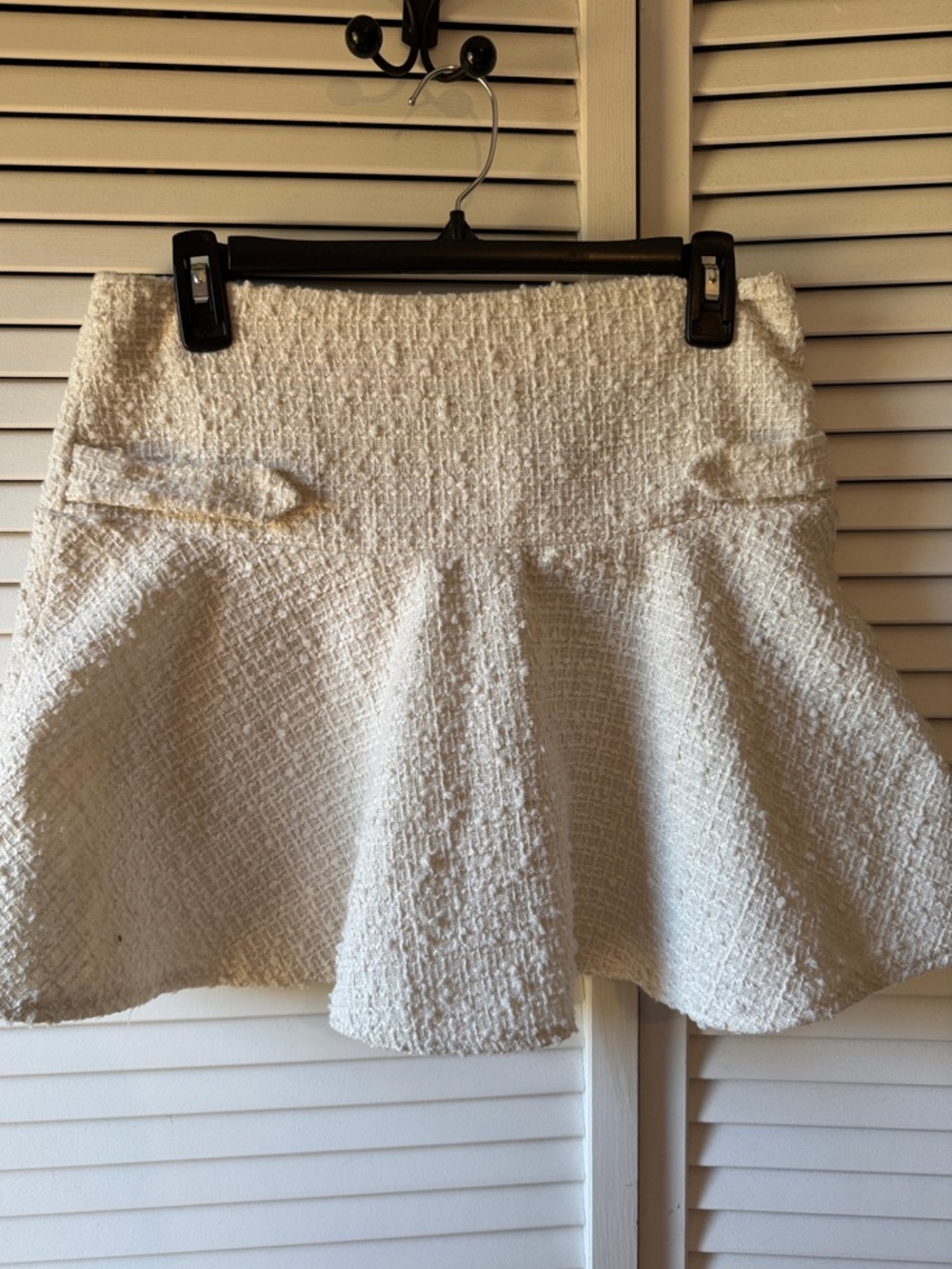 H&M Cream Tweed Flared Mini Skirt
